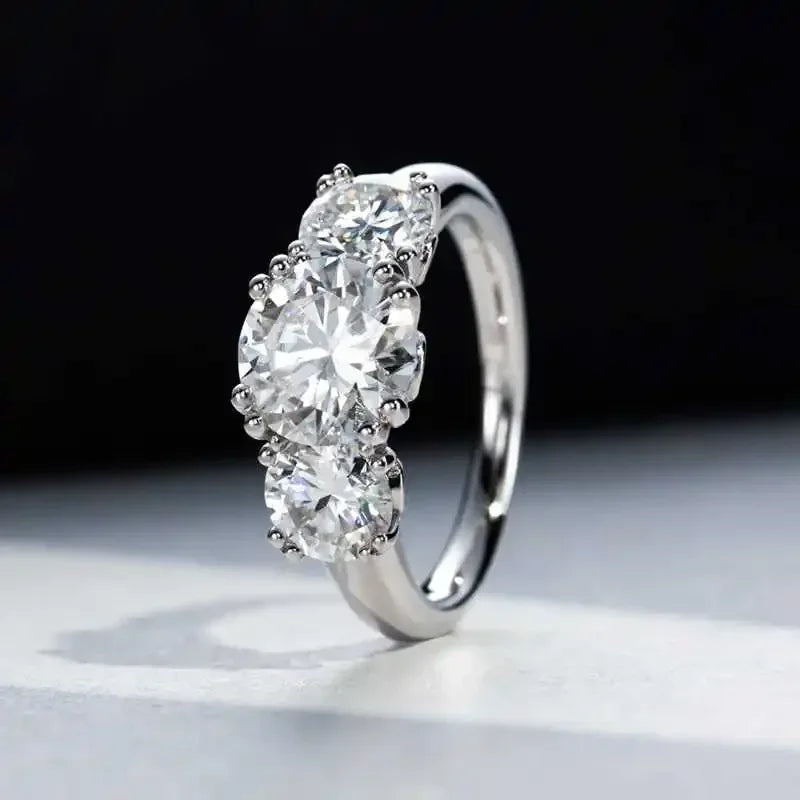 2CT Moissanite Ring VVS1 Lab Diamond Solitaire Ring