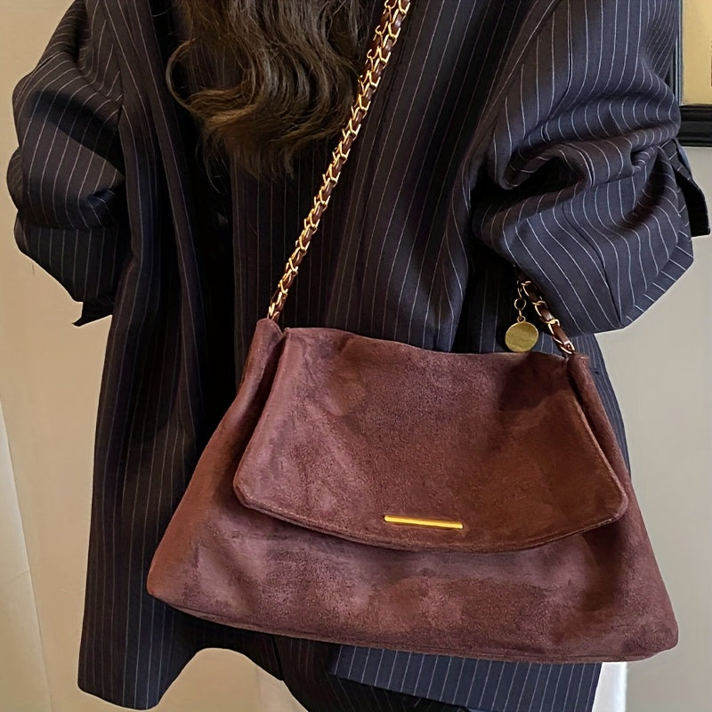 Elegant Shoulder Bag, Crescent Shape, Perfect Choice for Any occasion