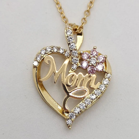 Mom Heart Necklace, Rhinestone Heart Pendant, Perfect Mother's Day Gift & Light Luxury Clavicle Chain